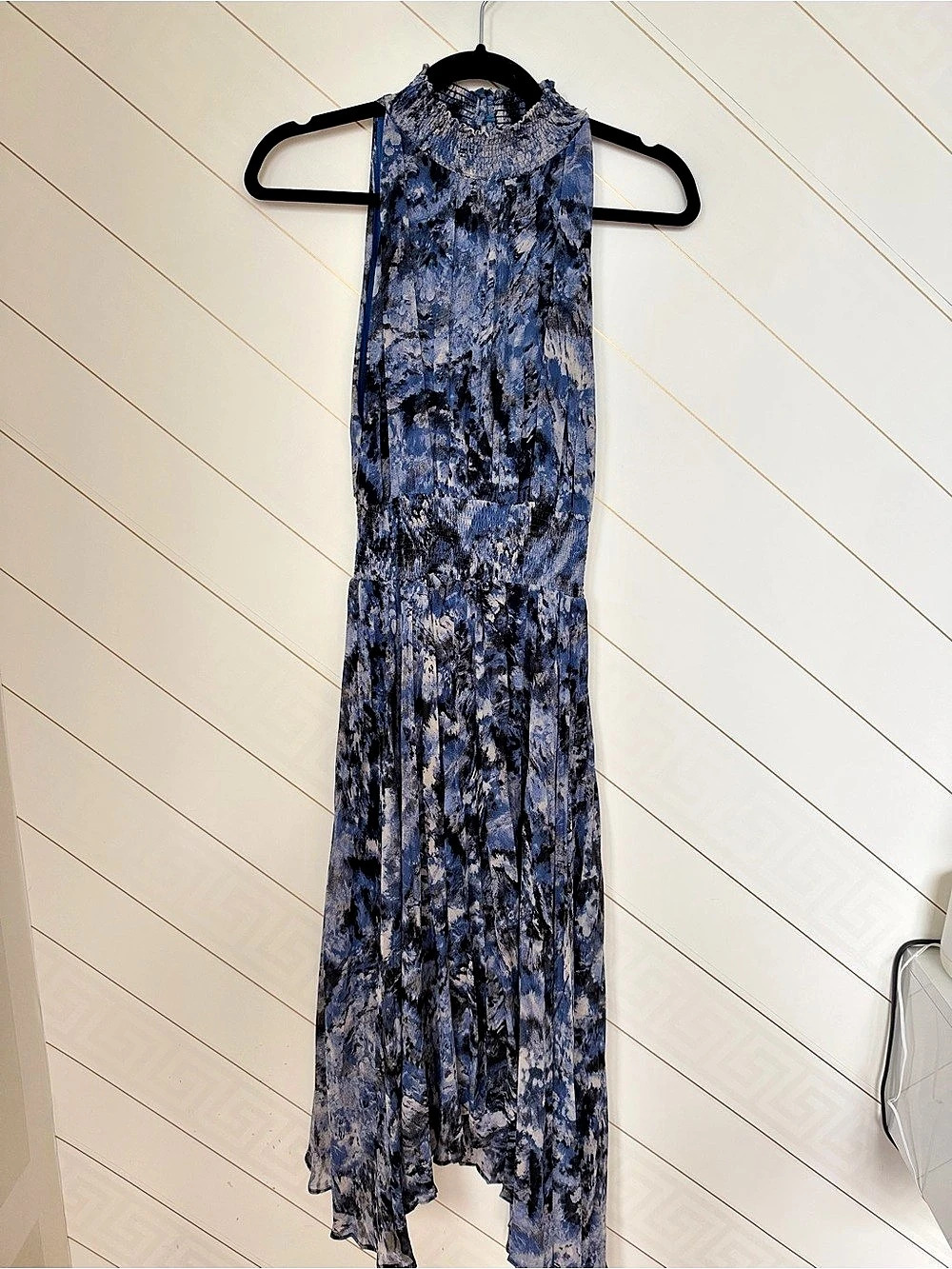 Olivaceous Abstract Maxi Dress in Blue & Gray Size Medium